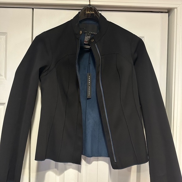 Yansi Fugel Women's NWT Blue/Black REVERSIBLE Jacket Size Small - Picture 1 of 7